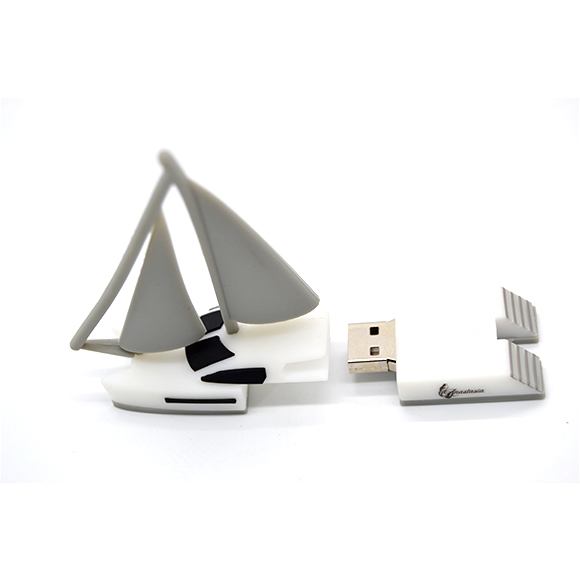 Custom PVC sailing boat shaped usb LWU-PC05